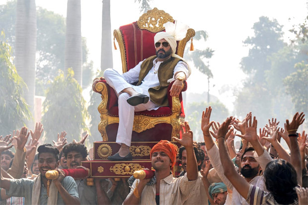 Abhishek Bachchan is a powerful figure as Ganga Ram Chaudhary in new still from Dasvi 